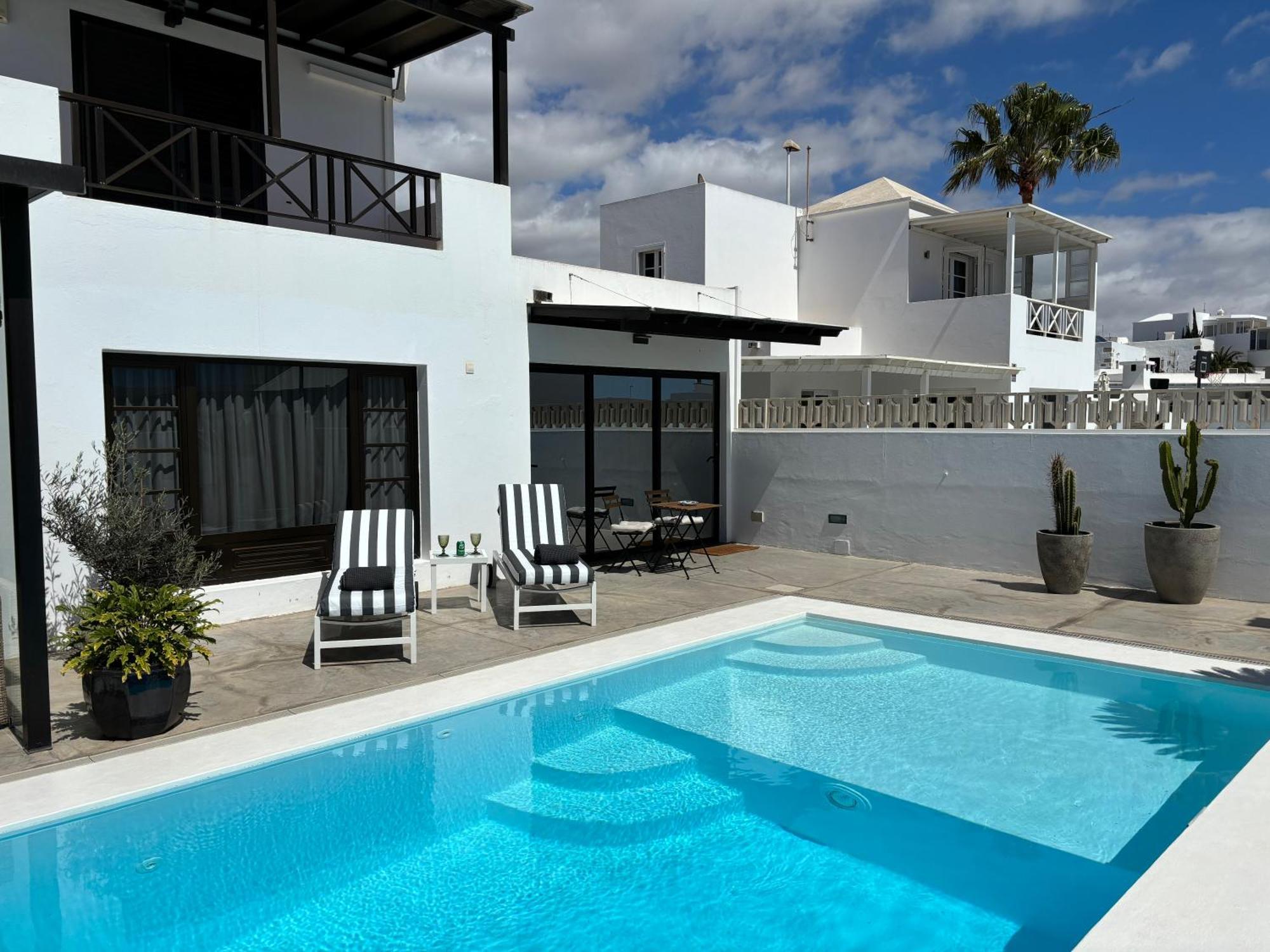 Casa Natalia Tías